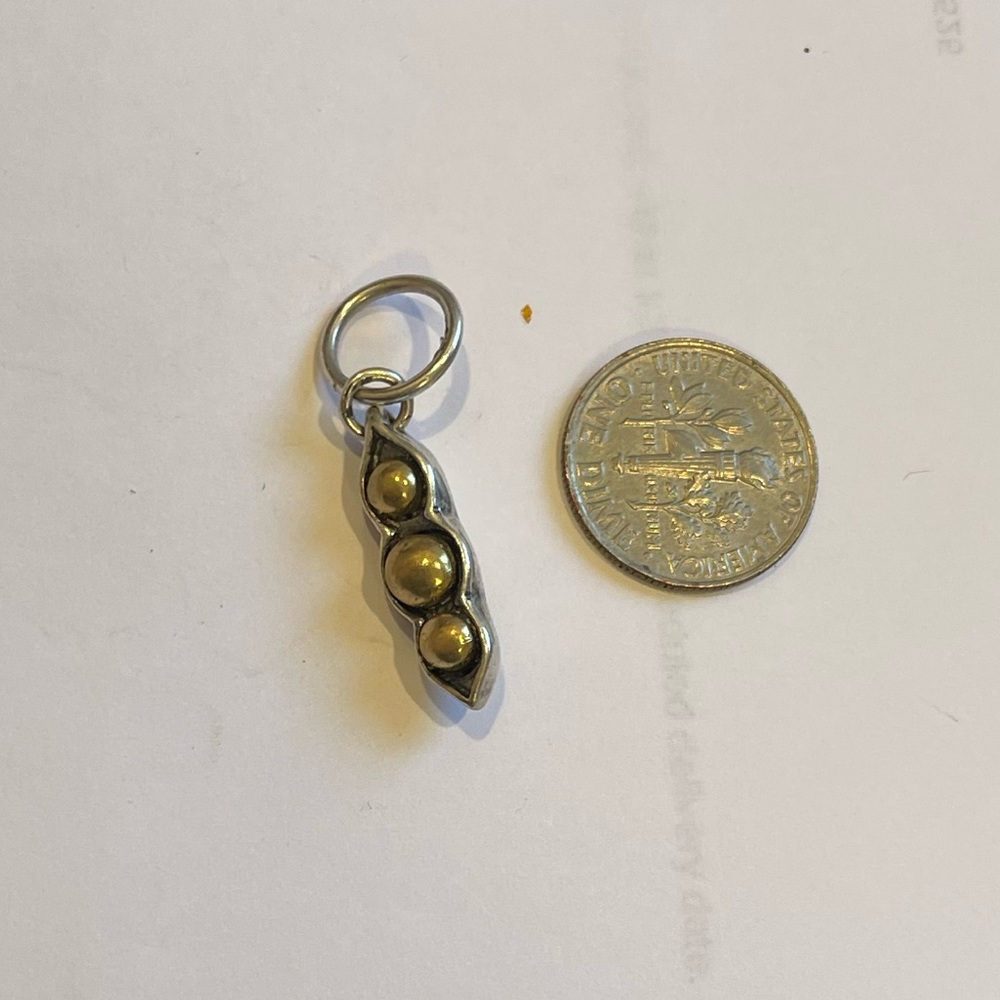 COPY - Waxing poetic pea pod necklace
